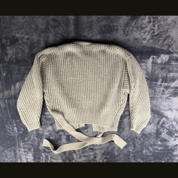 Zara Ribbed Knit Cropped - Picture 2 of 3